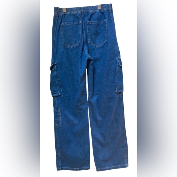 TIMING NWT Women’s Cargo Jeans Size Medium Trendy Loose Fit Utility Blue - Picture 2 of 9